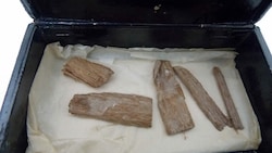 Das Zedernholz aus der Cheops-Pyramide galt mehr als 70 Jahre lang als verschwunden. (Bild: AFP/UNIVERSITY OF ABERDEEN)