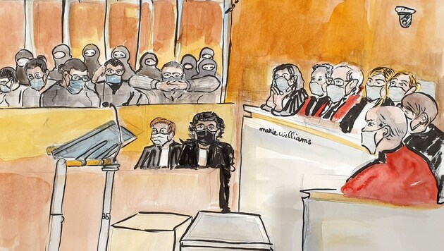 Eine Gerichtszeichnung von der Urteilsverkündung (Bild: APA/AFP/Marie WILLIAMS)