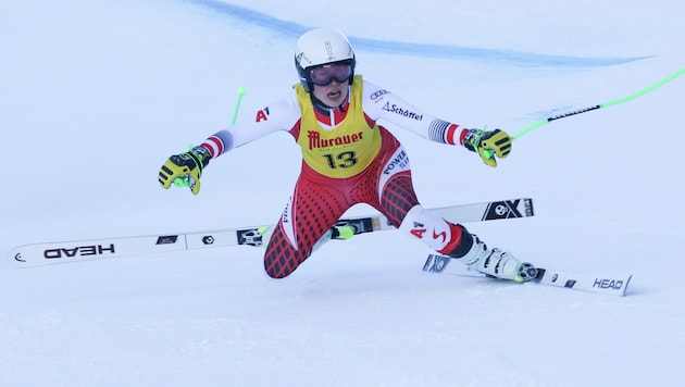 Bei den österreichischen Super-G-Meisterschaften in St. Lambrecht fabrizierte ÖSV-Hoffnung Victoria Olivier einen gewaltigen Abflug. (Bild: Robert Roschmann)