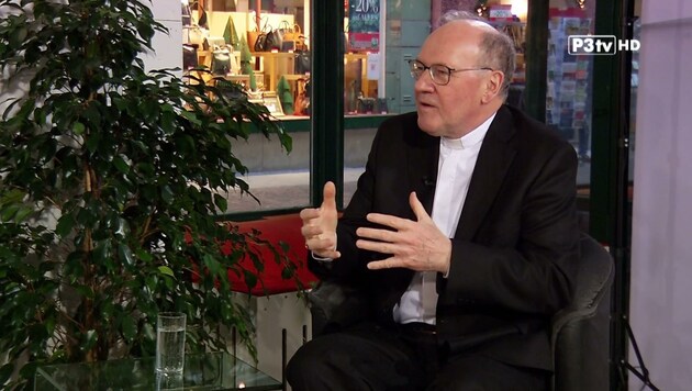 Bischof Schwarz im P3TV-Studio (Bild: P3tv)