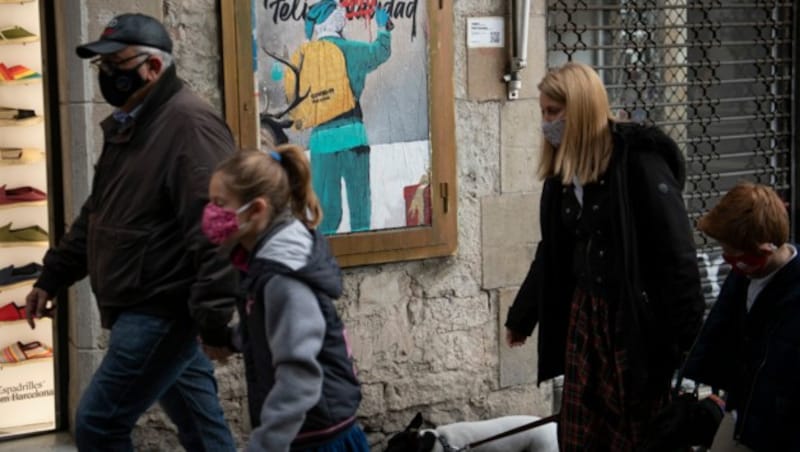 Barcelona am Heiligen Abend (Bild: AFP )