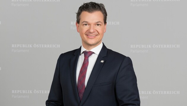Der Villacher Peter Weidinger (ÖVP) ist Abgeordneter zum Nationalrat. (Bild: Parlamentsdirektion/PHOTO SIMONIS)