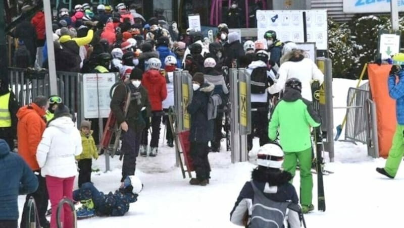 Skifahrer am Semmering (Bild: Monatsrevue/Lenger Thomas)