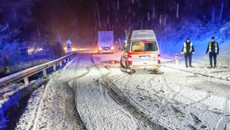 Unfall in St. Stefan im Rosental (Stmk.) (Bild: Pressedienst Feuerwehr Patschok)