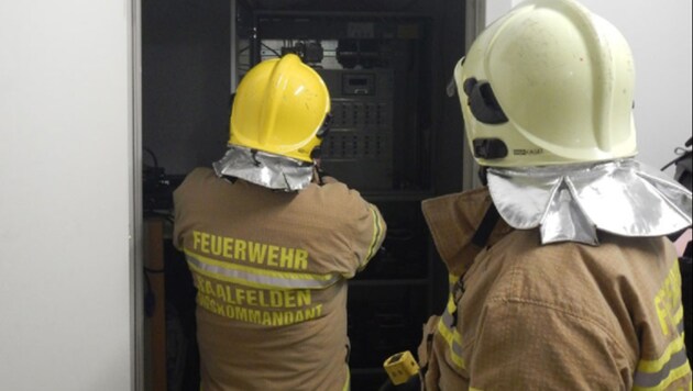 Die Freiwillige Feuerwehr Saalfelden brachte die Lage rasch unter Kontrolle. (Bild: Freiwillige Feuerwehr Saalfelden)