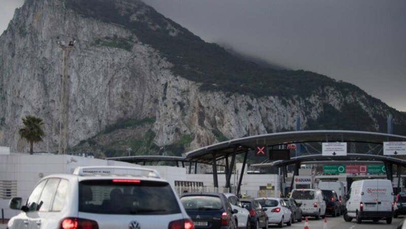 Der Streit um Gibraltar musste zwischen den Ländern Spanien und Großbritannien gelöst werden - er war nicht Teil des Deals mit der EU. (Bild: AFP/JORGE GUERRERO)