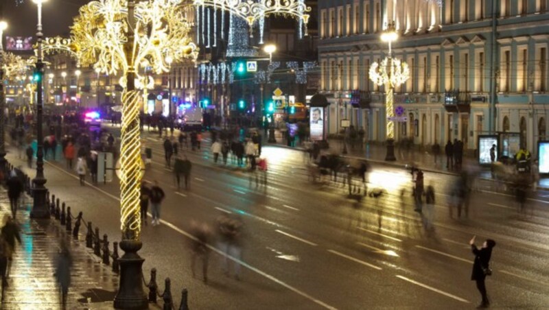 Auch in St. Petersburg kamen keine Menschenmassen zusammen. (Bild: P Photo/Dmitri Lovetsky)