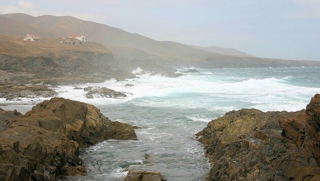 Raue See vor der Küste der spanischen Insel Fuerteventura (Bild: stock.adobe.com)