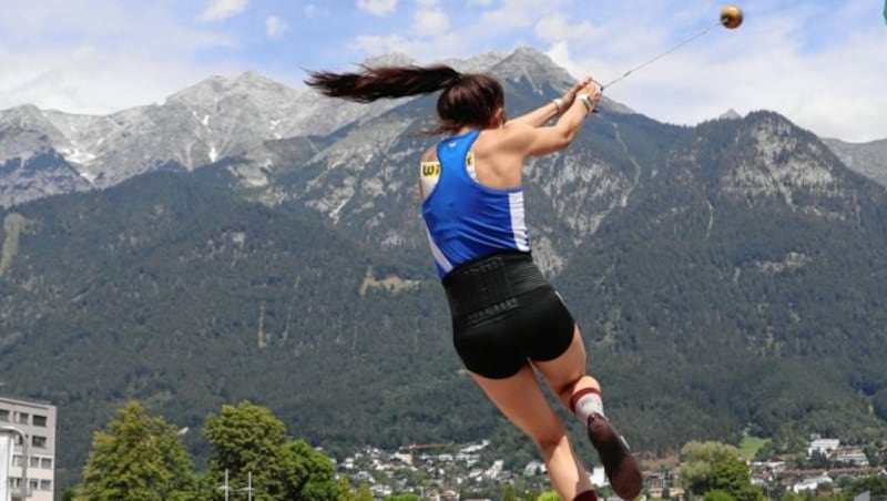 Im Sommer zeigt die Rekordhalterin mit dem Hammer beeindruckende Leistungen. (Bild: GEPA pictures)