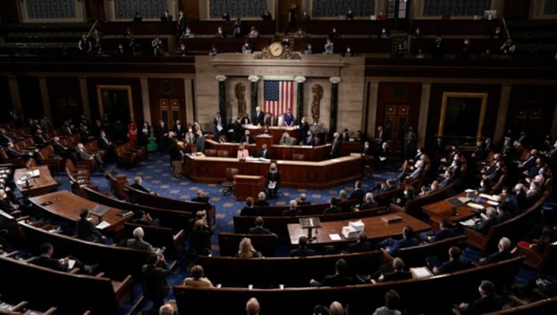 Der Kongress ist sich einig - eine Kommission soll die Vorgänge rund um den Sturm auf das Kapitol aufklären. (Bild: AP)