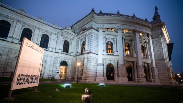 Das (noch) geschlossene Burgtheater in Wien (Bild: APA/GEORG HOCHMUTH)