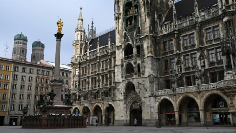 Der leere Marienplatz in der bayrischen Metropole München. Deutschland könnte kurz davorstehen, den Lockdown bis Ende März zu verlängern. (Bild: AFP)