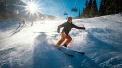 Skifahren wird in diesem Winter teurer. (Bild: ©Peter - stock.adobe.com)