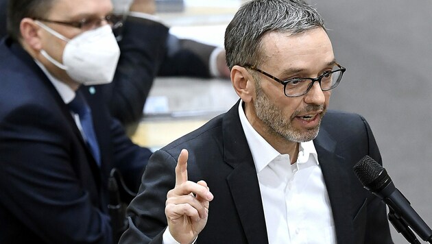 FPÖ-Klubobmann Herbert Kickl attestierte dem Gesundheitsminister wiederholt amtsmissbräuchliches Vorgehen. (Bild: APA/Robert Jäger)