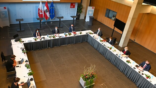 Klausurtagung der Regierung im Großen Saal im Landhaus. (Bild: LIEBL Daniel)