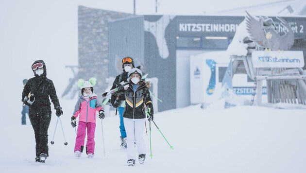 Noch herrscht in den Skigebieten Betrieb, wie am Kitzsteinhorn. (Bild: EXPA)