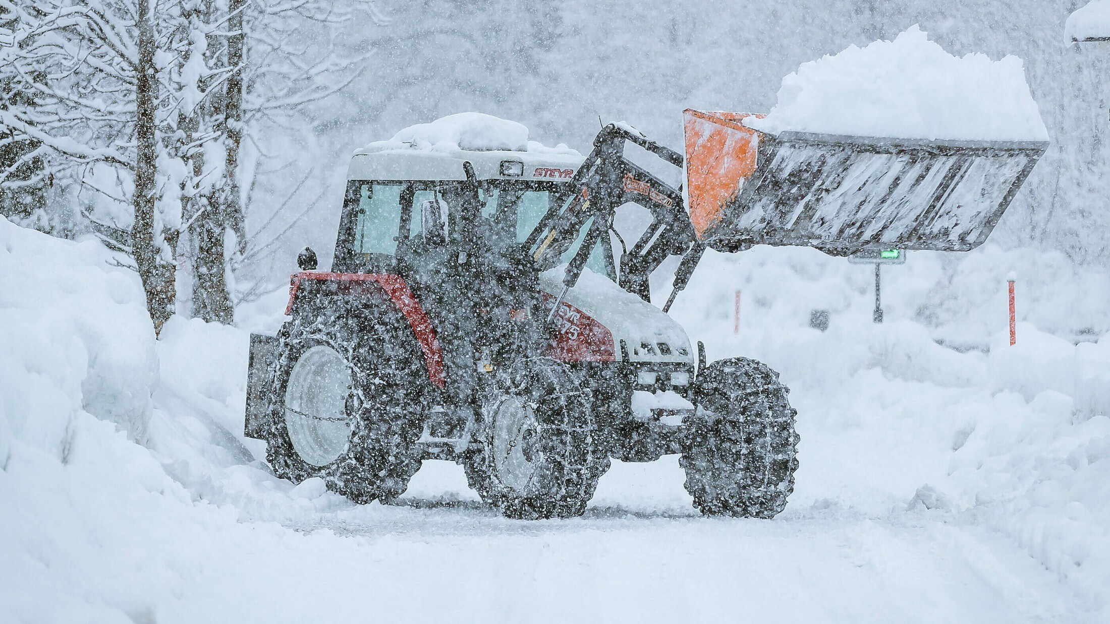 Vermisst Gemeldet Madchen 11 Bei Raumung Unter Schnee Verschuttet Krone At