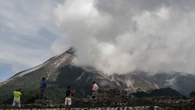 Der Merapi auf der indonesischen Insel Java gilt als einer der gefährlichsten Vulkane der Welt. (Bild: AFP )