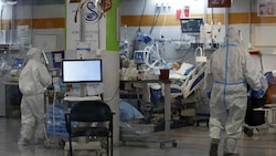 Ein Intensivpatient in einem Spital in Israel (Bild: AFP)