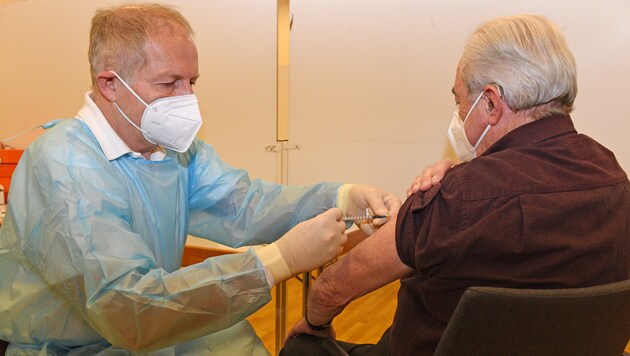Die Impfung der über 80-Jährigen hat derzeit Vorrang (Bild: Wolfgang Spitzbart. .)
