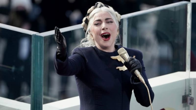 Lady Gaga sang die US-Hymne. (Bild: AP/The Hill)