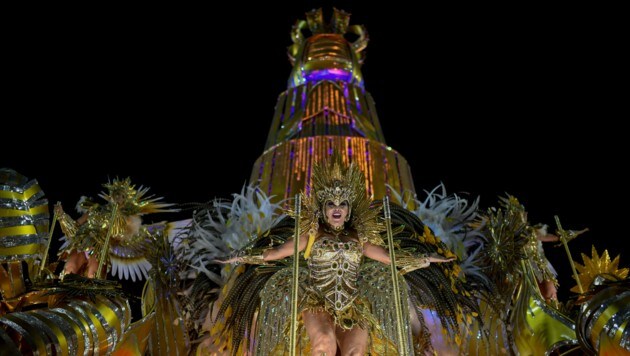 Der Karneval in Rio kann in seiner gewohnten Form erst wieder 2022 stattfinden. (Bild: APA/AFP/MAURO PIMENTEL)