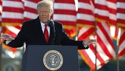 Auch nach Donald Trumps Amtszeit treten immer mehr pikante Details seiner Regentschaft ans Licht der Öffentlichkeit. (Bild: AP)