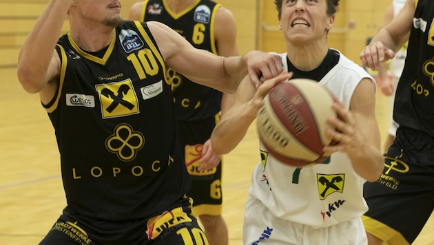 Youngster Luis Erath (M.) ist eine der großen Zukunftshoffnungen der Dornbirner Löwen. (Bild: Maurice Shourot)