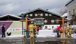 Die Freiwillige Feuerwehr unterstützte bei der Abwicklung des Tests von acht bis 18 Uhr. (Bild: Scharinger Daniel)