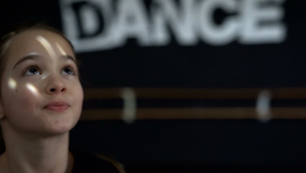Die neunjährige Miriam spielt im Video die Hauptrolle (Bild: zVg/Dance Industry)