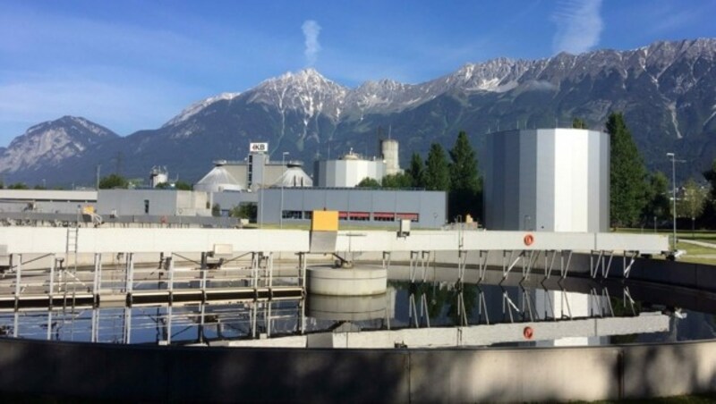 Auch das Abwasser wird analysiert (wie hier in Innsbruck), aber die Zahlen geben keinen direkten Rückschluss auf die Inzidenzen im jeweiligen Einzugsgebiet, so das Ministerium. (Bild: Andreas Fischer)