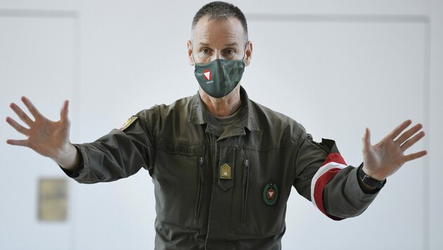 Der burgenländische Militärkommandant Gernot Gasser (Bild: APA/Robert Jäger)