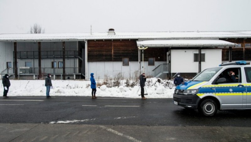 Tschechien schließt ab Mitternacht seine Grenzen für Ausländer fast völlig. (Bild: AFP)