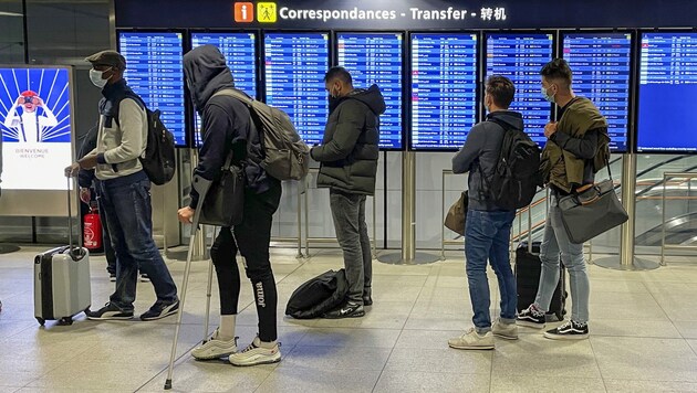 Frankreich schließt seine Grenzen für Einreisende aus Nicht-EU-Ländern ab Sonntag. (Bild: AP)