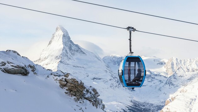 Die neue Doppelmayr-Seilbahn in Zermatt bietet einen beeindruckenden Blick auf das Matterhorn. (Bild: Doppelmayr)