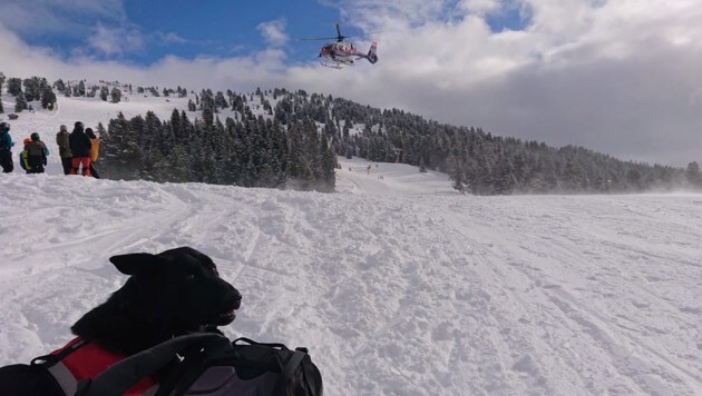 Im Skigebiet „Zillertal Arena“ löste ein 34-Jähriger eine Schneebrettlawine aus. (Bild: zoom.tirol)