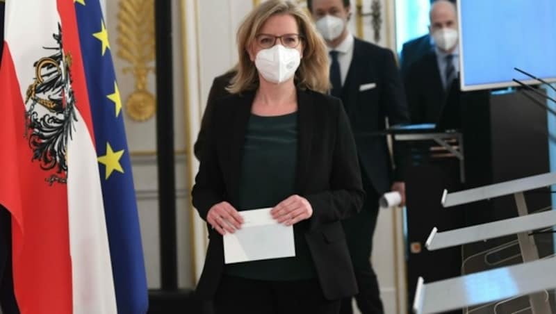 Klimaschutzministerin Leonore Gewessler am 2. Februar 2021 (Bild: APA/HELMUT FOHRINGER)