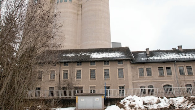 Das Firmengelände der ehemaligen Perlmooser Zementwerke in Kirchbichl hat einen neuen Besitzer. (Bild: Bildagentur Muehlanger)