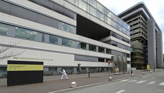 Die Universitätsklinik in Innsbruck (Bild: APA/Robert Parigger)