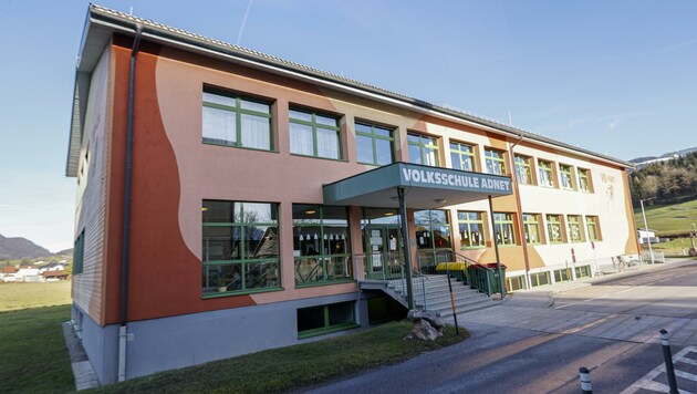 In Adnet wird schon bald die Volksschule für 15 Millionen Euro weiter aus- und umgebaut (Bild: Tschepp Markus)