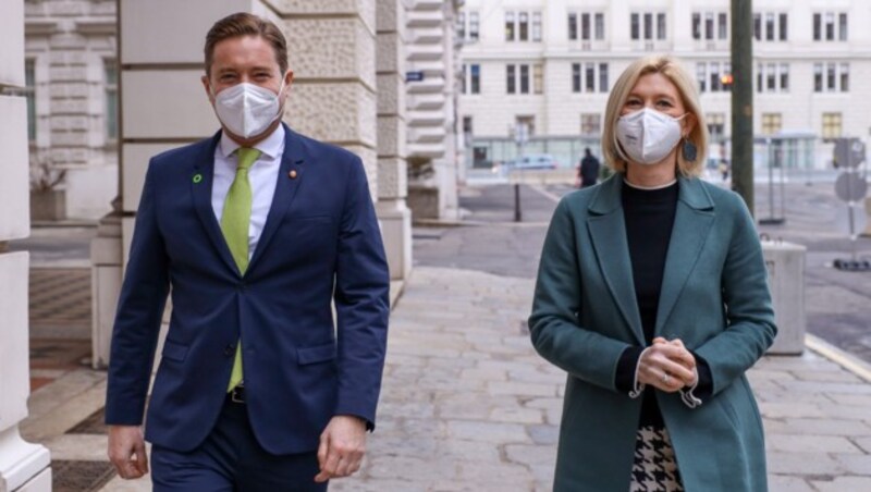 Josef Mantl (li.) und Bernadette Arnoldner brachten eine Anfrage an den Klimastadtrat ein. (Bild: ÖVP Wien )