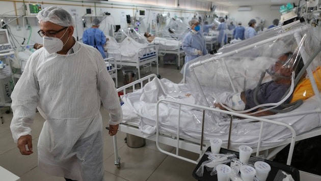 Die Krankenhäuser in Manaus sind an ihren Grenzen - die neu entdeckte Mutation soll daran schuld sein. (Bild: AFP)
