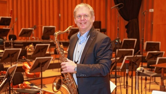 Leidenschaft Saxophon: Günther Mayr, studierter Kommunikationswissenschafter, wurde am 29. Juni 1966 in Bregenz geboren - und liebt Jazz. (Bild: Zwefo)