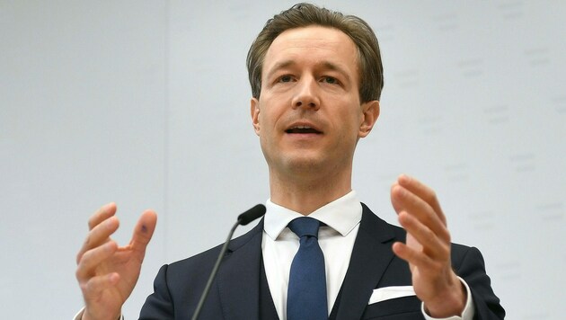 Finanzminister Gernot Blümel (Bild: APA/Helmut Fohringer)