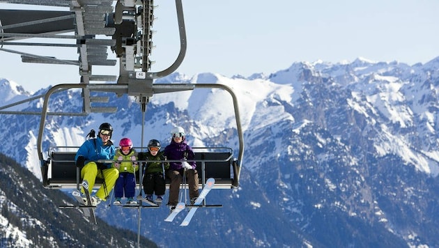Die Hotels bleiben zu, lediglich die Seilbahnbetreiber machen etwas Umsatz mit heimischen Skifahrern. (Bild: Dietmar Walser/Alpenregion Bludenz Tourismus)