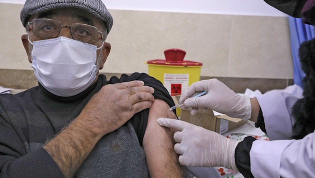 Impfung in Israel (Bild: AFP)