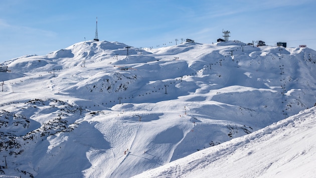 Access to the best ski resorts in the Alps (pictured: Arlberg) is provided by the Tyrolean network tickets. (Bild: APA/EXPA/Johann Groder)