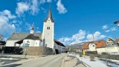 Die Pfarrkirche ist dem Heiligen Georg geweiht und hat eine bewegte Vergangenheit. (Bild: Evelyn Hronek)