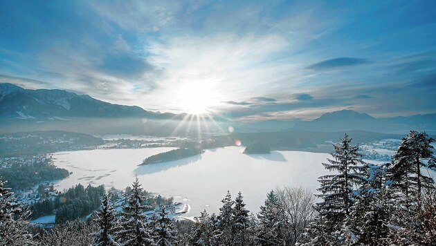Bald könnte der Blick auf den Faaker See wieder so aussehen wie im Vorjahr. (Bild: Tourismusregion Villach)