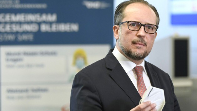 Außenminister Alexander Schallenberg (ÖVP) kritisierte erneut die „überbordenden Maßnahmen“ Deutschlands. (Bild: APA/ROBERT JAEGER)